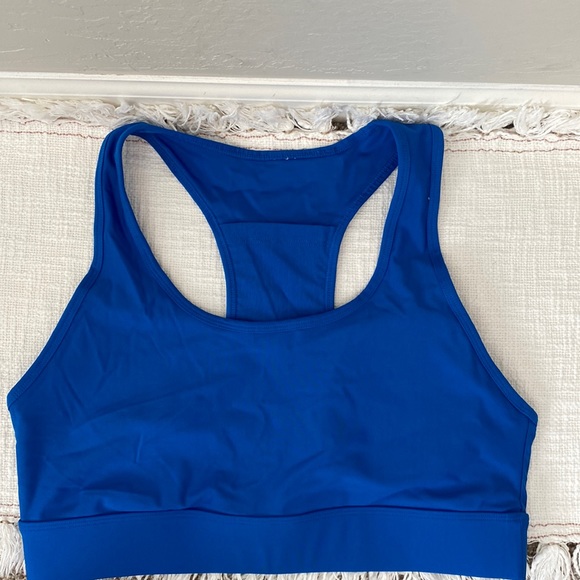 Fabletics Intimates & Sleepwear Fabletics Sports Bra Size Xl Poshmark